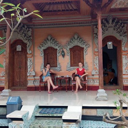 Ray Homestay Batununggul Bagian luar foto