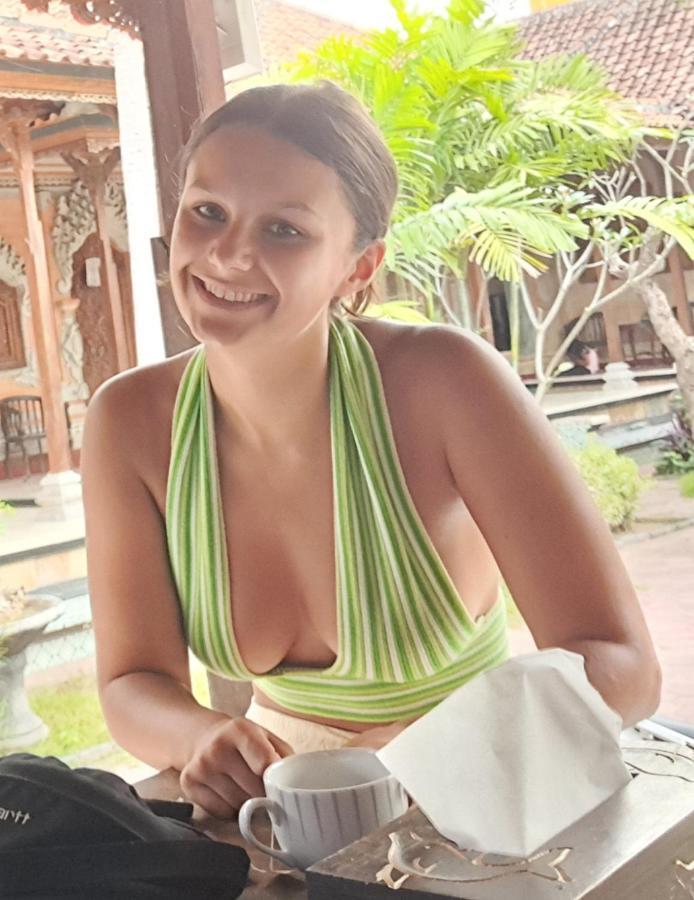 Ray Homestay Batununggul Bagian luar foto