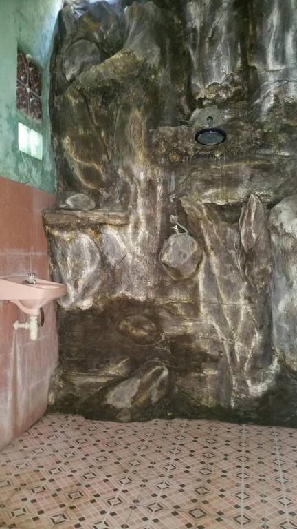 Ray Homestay Batununggul Bagian luar foto