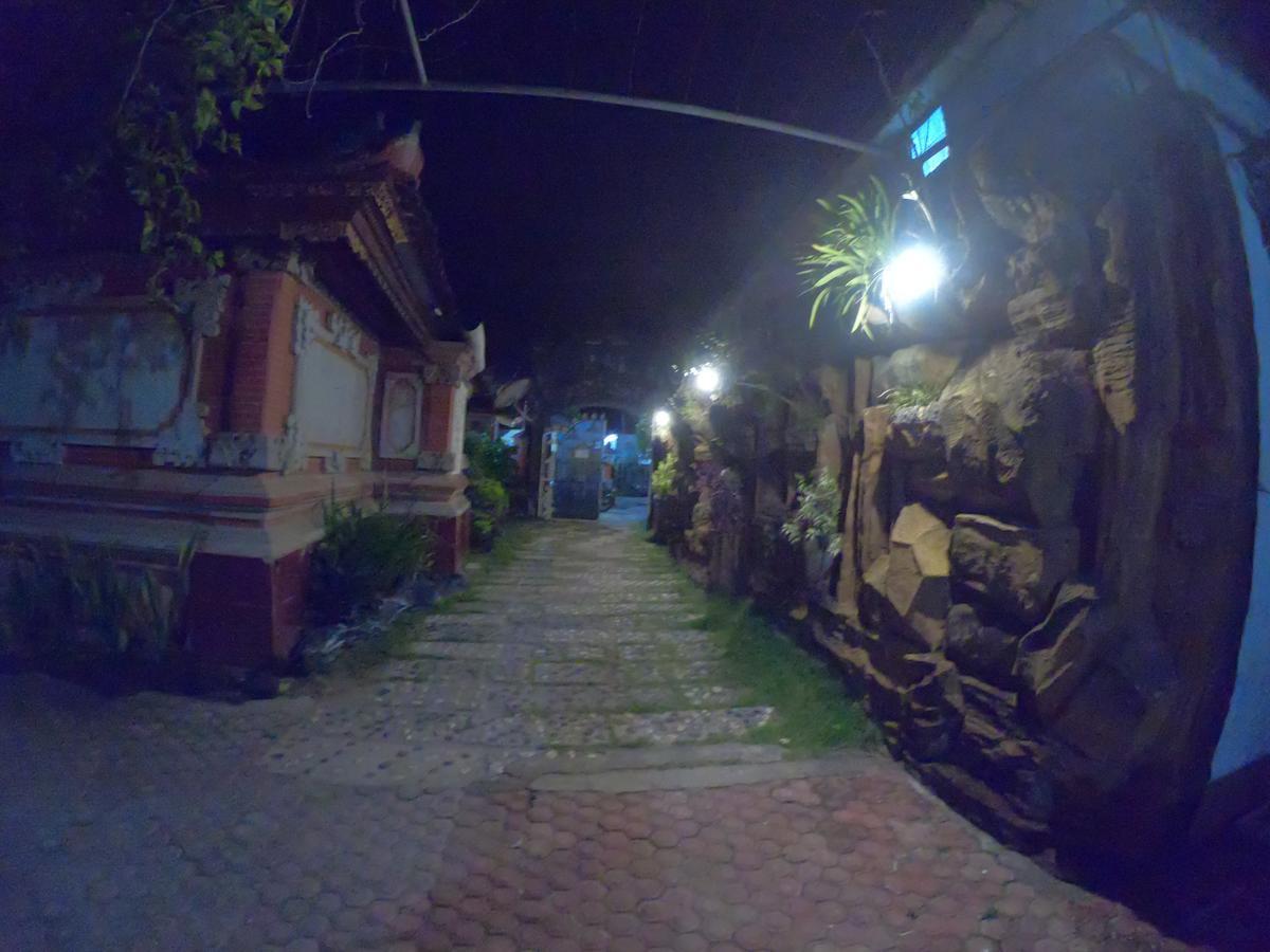 Ray Homestay Batununggul Bagian luar foto